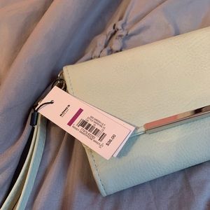 Mint wallet